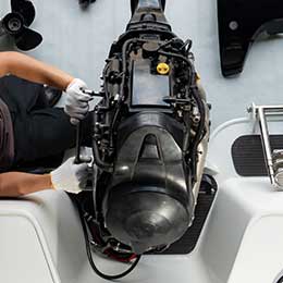 Révision, réparation et entretien de moteur inboard et hors board
